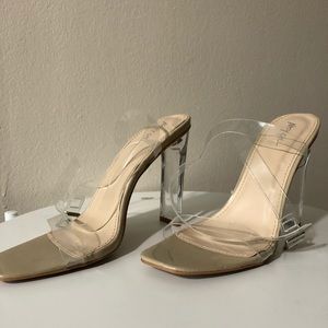 Clear 2 Part Sandles - NEW sz 9